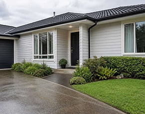 Why Clear Entryways and Clean Exterior Surfaces Matter for More Than Roadside Appeal
