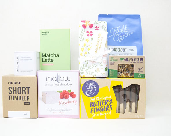 MOLLY WOPPY, MATCHA LATTE, STRAWBERRY HILL, FLIGHT COFFEE, HUSKI SHORT TUMBLER