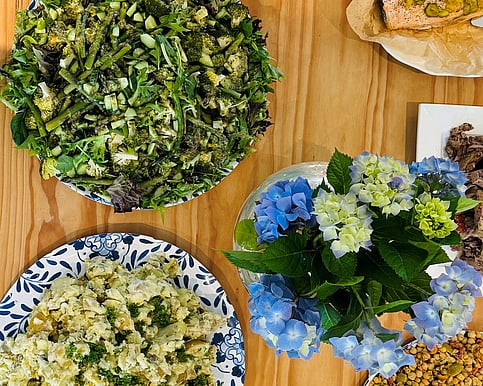 Women's wellbeing retreat with incredible healthy nutritious plant-based food near  Waikanae beach