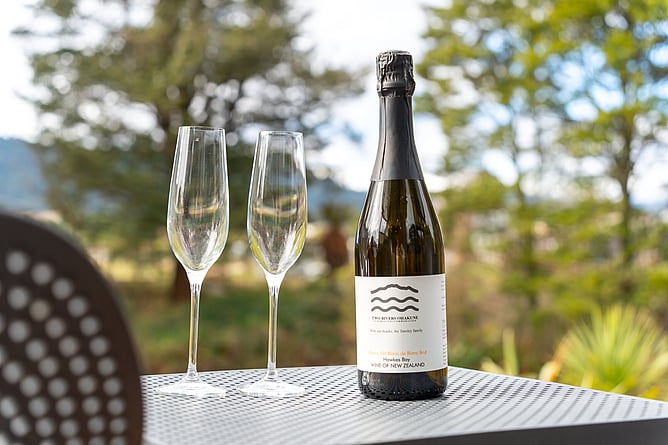 Relax in quiet comfort at Two Rivers Ohakune