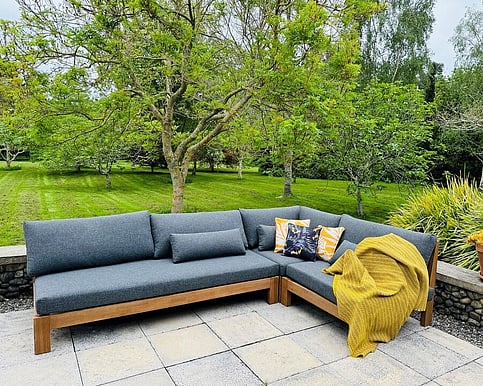Many spaces to relax around Arcus retreat for women where you can read, write and just do nothing as you wish