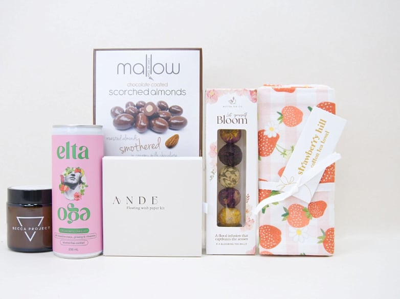 Mindful Moments gift box NZ — premium NZ-made gifts including Oan Dae wish kit, Becca Project candle and Strawberry Hill teatowel