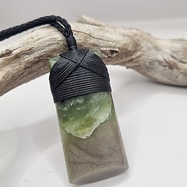 HEI TOKI ADZE PENDANT CATEGORY
