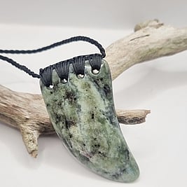 REI NIHO TOOTH PENDANT Category