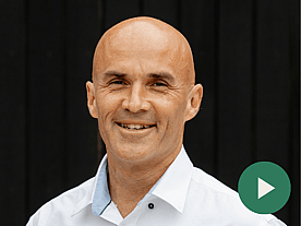 Rowan Simpson, entrepreneur, investor and author of How to Be Wrong, on startup success, failure and finding enough on the Bountifull Podcast
