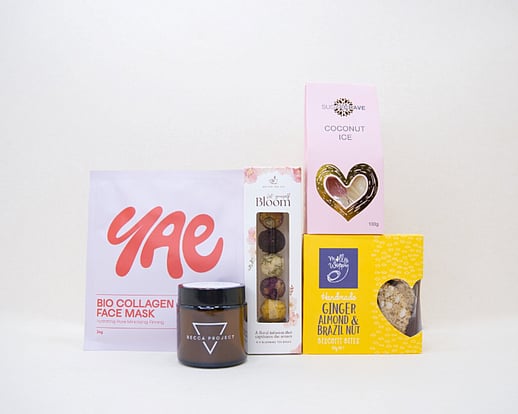 BETTER TEA CO, BECCA PROJECT CANDLE, YAE COLLAGEN MASK, MOLLY WOPPY