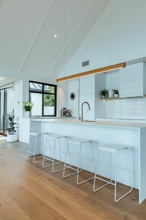 Kitchen, Laundry, Bathrooms & Entertainment