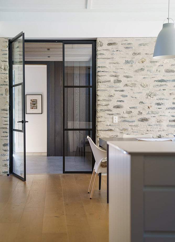 Images above supplied by Marchand Luxury Oak | Colour: Saint Tropez