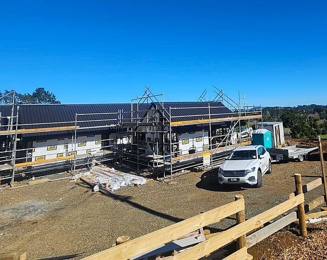 Coloursteel Roof in Flaxpod on Pukekohe home build