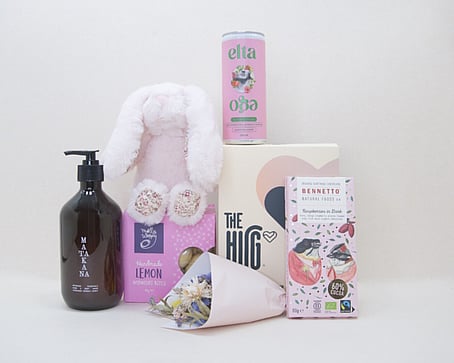 The New Mum Gift Box NZ &mdash; Thoughtful NZ-Made Gifts | KYND