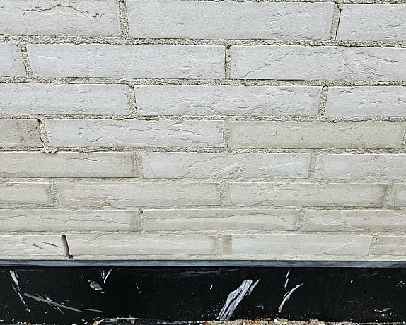 Brick with flush mortar
