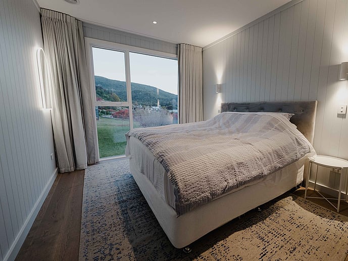 Super king guest bedroom