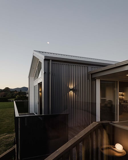 Exterior of home in grey Coloursteel cladding