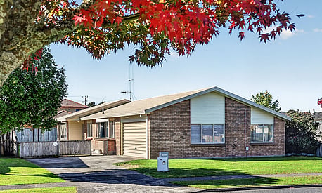 19 Moreland Avenue - PuketeBY NEGOTIATION