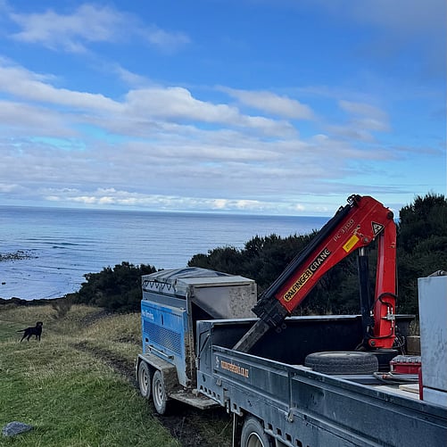 Crewmix CM1000 at remote coastal concrete pour in Hawke's Bay, New Zealand