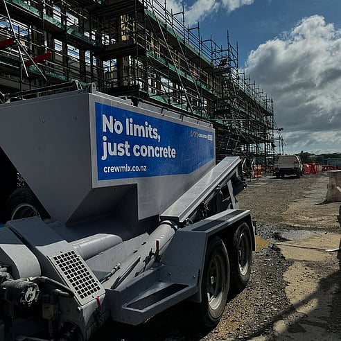 Crewmix CM1000 at commercial construction site