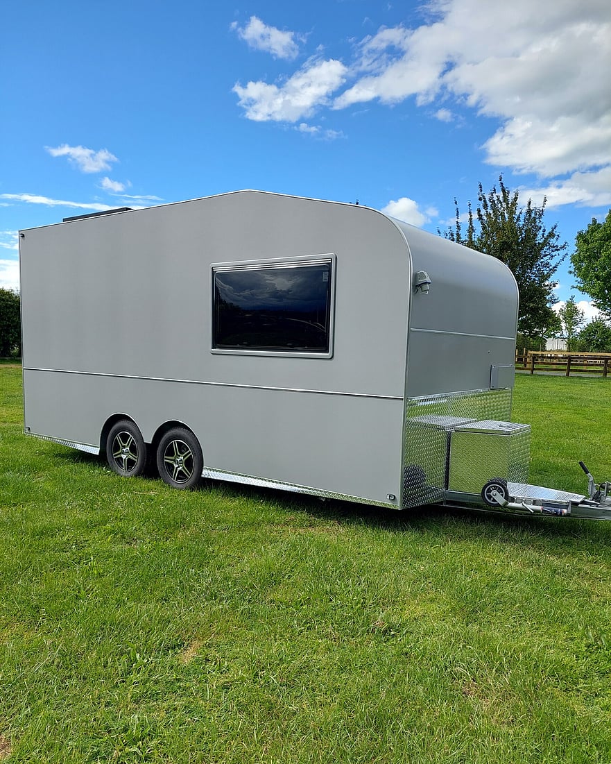 Enclosed trailer toy haulers