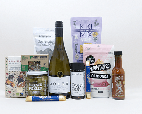 Food and Wine Hamper NZ &mdash; premium NZ-made hamper with Aotea wine, artisan crackers, chocolate, pickles and BBQ sauce
