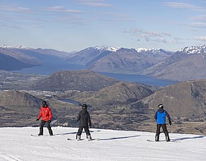 Skiing in New Zealand: The Ultimate Winter Holiday Guide