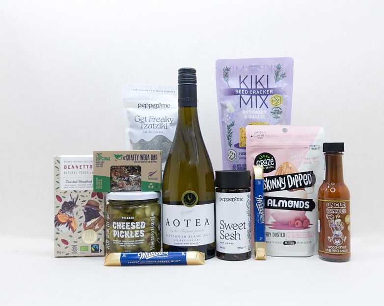 Food and Wine Hamper NZ &mdash; premium NZ-made hamper with Aotea wine, artisan crackers, chocolate, pickles and BBQ sauce