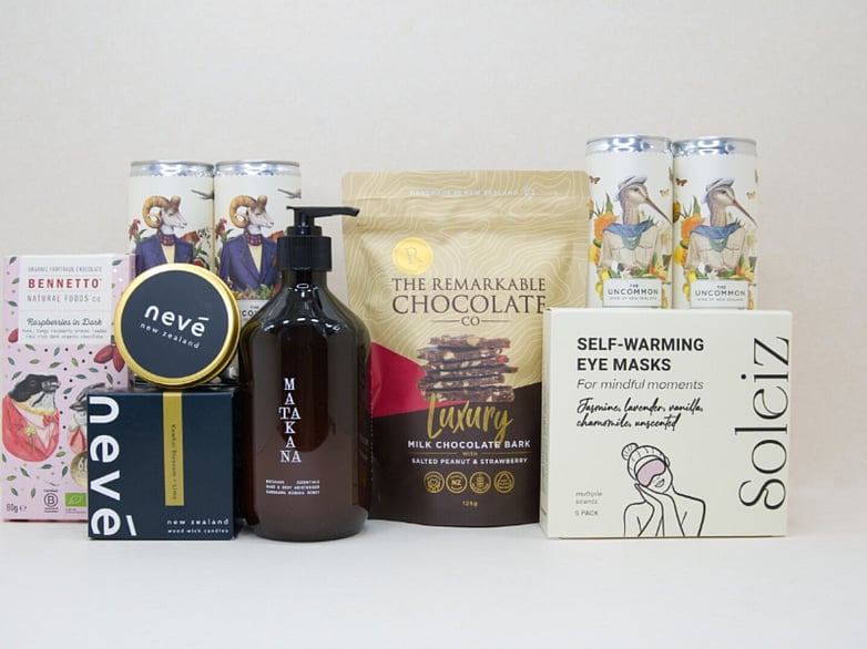 Deluxe Pamper gift box NZ &mdash; premium NZ-made gifts including Nev&eacute; candle, Bennetto chocolate and Soleiz eye mask