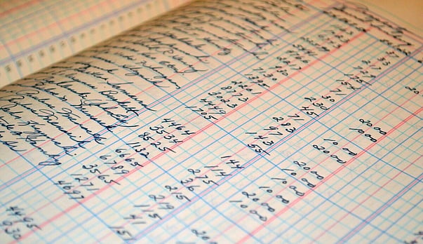 DIY accounting vs hiring an accountant: make the right choice for your business