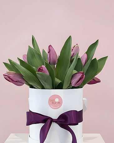 Tulips in hat box