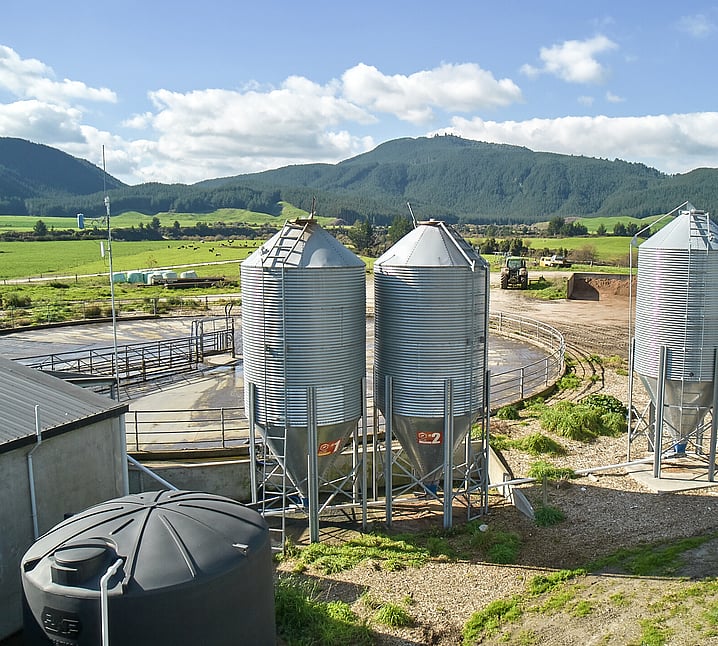 Nutrinza blended feed ingredients