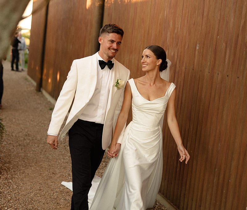 Waiheke wedding at Batch Winery