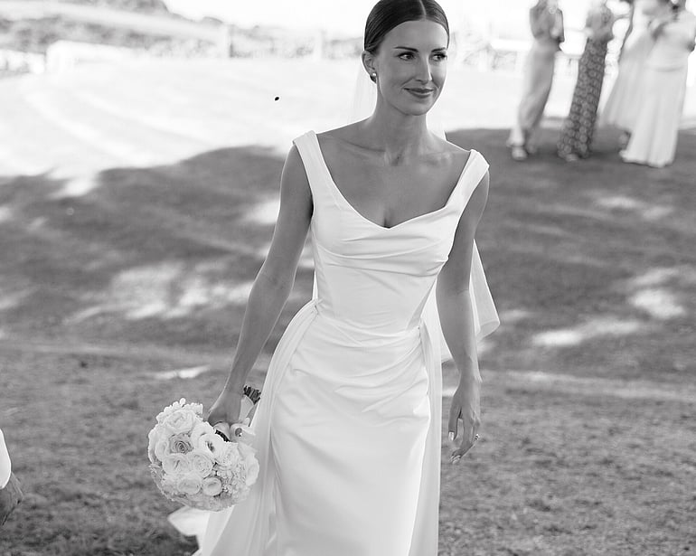 Wedding florals at Batch Winery, Waiheke Island