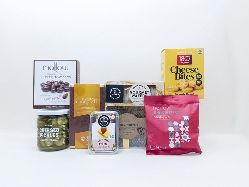 THE FOODIE GIFT BOX - FULL OF NZ MADE SNACKS DELIVERED NATIONWIDE