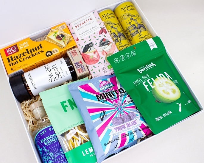 KYND Gin O'Clock gift box NZ &mdash; premium NZ-made dancing sands gin, bennetto chocolate, fn lemons, and pepper & me hot honey, delivered nz wide