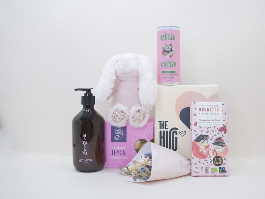Baby gift boxes and new mum gift hampers NZ thoughtfully curated for growing families