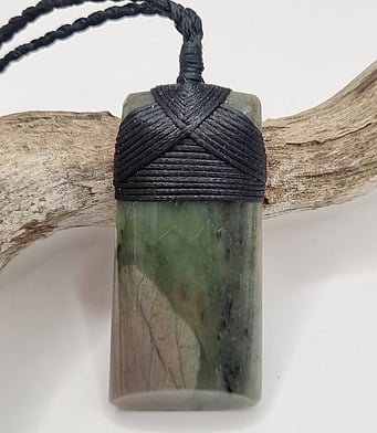 HEI TOKI ADZE PENDANT CATEGORY