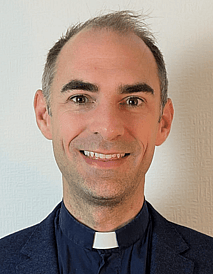 Dave Roberts - Vicar