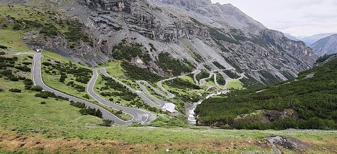 Stelvio Pass. 📸 Dave Jepson