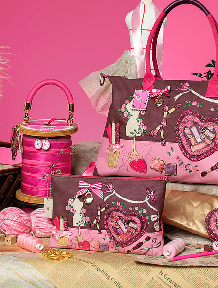 Vendula Sewing Box Scrapbook