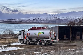 From the Driver's Seat: Round Hill, Lake Tekapo