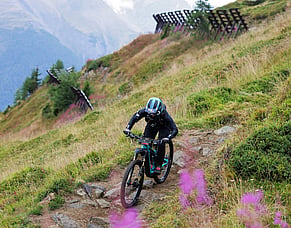 Swift chases strong finish to UCI MTB Enduro World Series