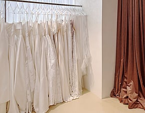 When to start shopping for your wedding dress. A guide.