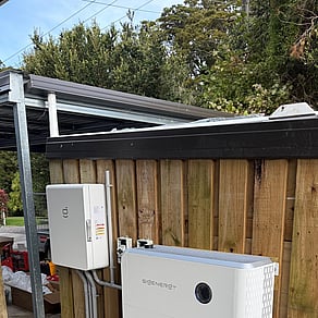 Two Rivers Ohakune - Solar - 3 Batteries totally 27 kW/h of storage
