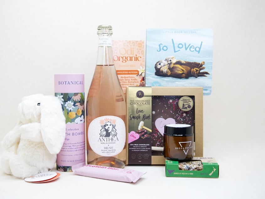 Baby gift boxes and new mum gift hampers NZ thoughtfully curated for growing families