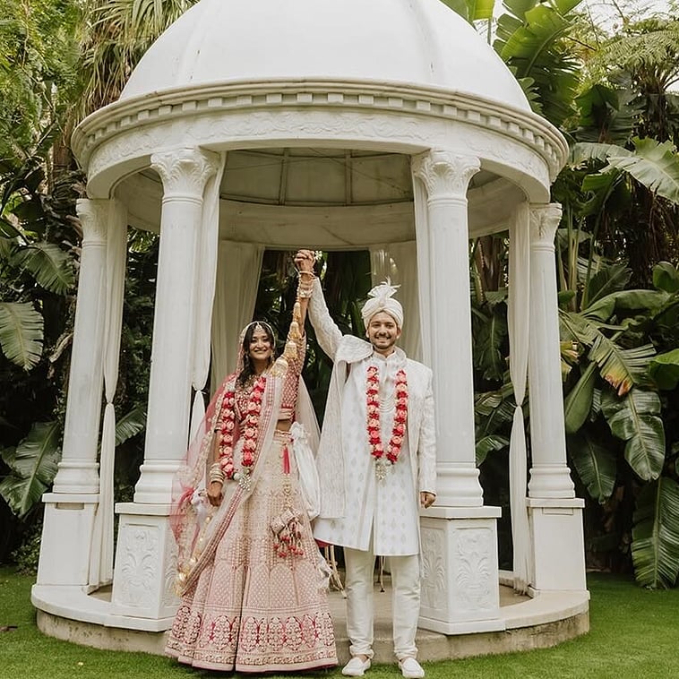 Outdoor Hindu wedding ceremony and Mandap in the gardens at Settlers Country Manor