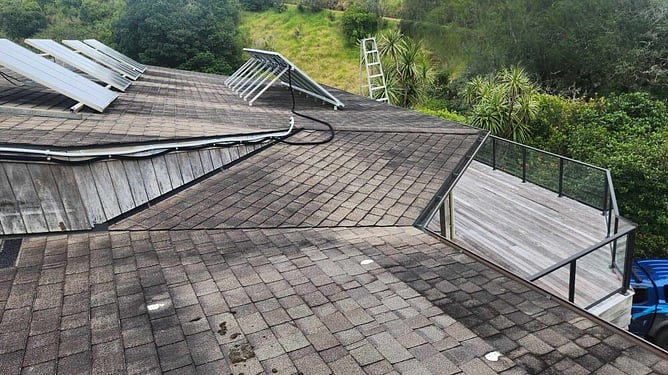 old roof in need of repair