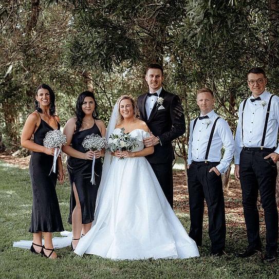 bride and groom, brides mates and groomsmen