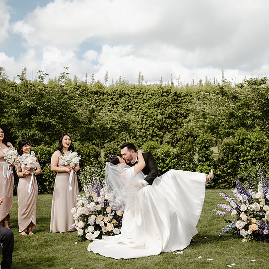 Cherry Blossom Round Wedding Ceremony