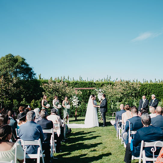 Cherry Blossom Round Wedding Ceremony