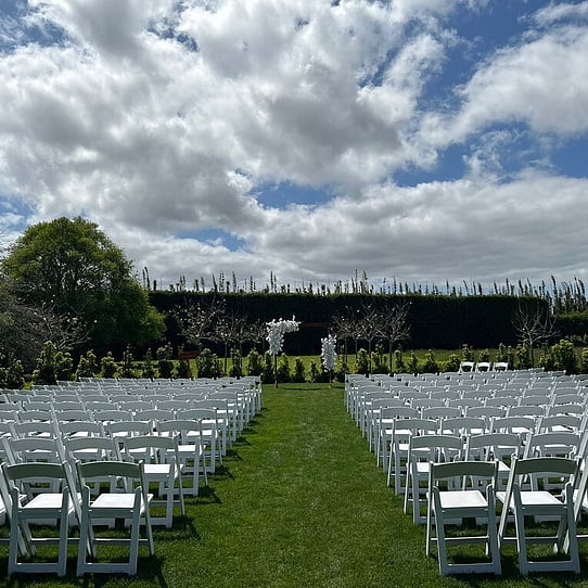 Cherry Blossom Round Wedding Ceremony