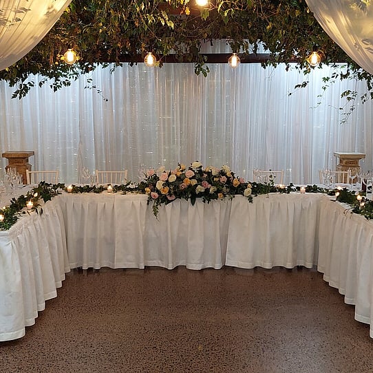 U-Shaped Bridal Table