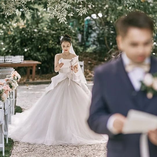 Couple about to do First Look Photo